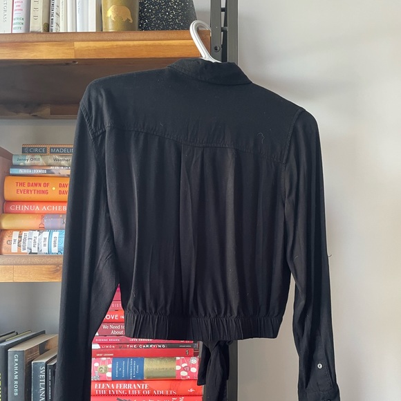 Black Cropped Button Up - Picture 2 of 4